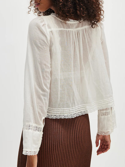 U-shaped Lace Collar Shirt